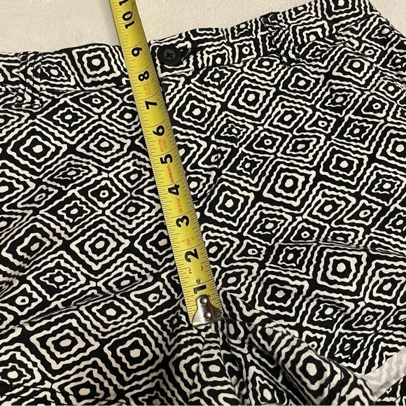 bcg Chino shorts Womens Size 4 black and white print geometric modern - Picture 10 of 11